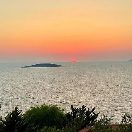 Xanthos Villa *